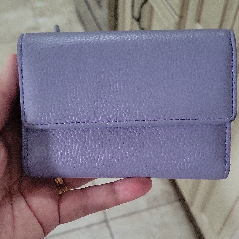 Elegant Light Blue Leather Women's Wallet